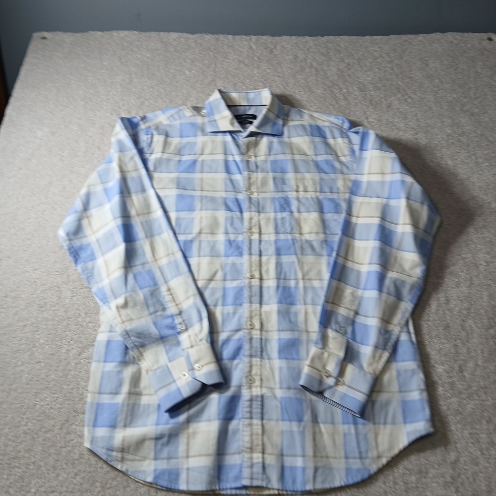 Bugatchi Classic Fit Men`s Blue and white plaid Dress Shirt Size Large